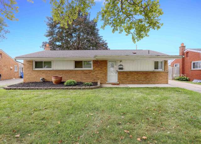 Property at 32101 Saint Annes Dr, Warren, MI 48092, 3 beds, 1.5 baths