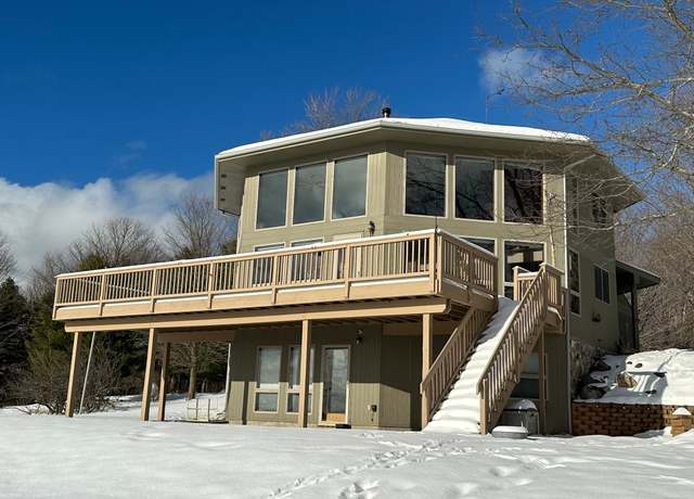 Property at 1693 Elm Road Rd, Frankfort, MI 49635, 3 beds, 3.5 baths