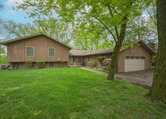 Property at 9550 Silverside Dr, South Lyon, MI 48178, 4 beds, 3 baths