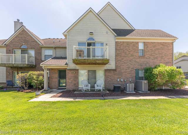 Property at 523 Brookfield Dr #81, Westland, MI 48185, 2 beds, 2 baths