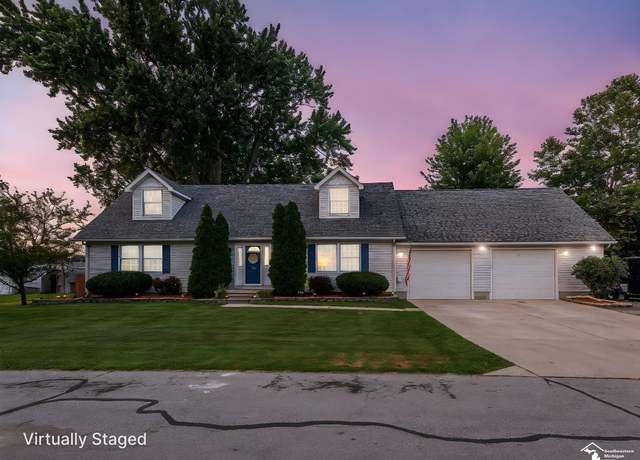 Property at 3227 1st. St, Frenchtown Township, MI 48162, 4 beds, 2.5 baths