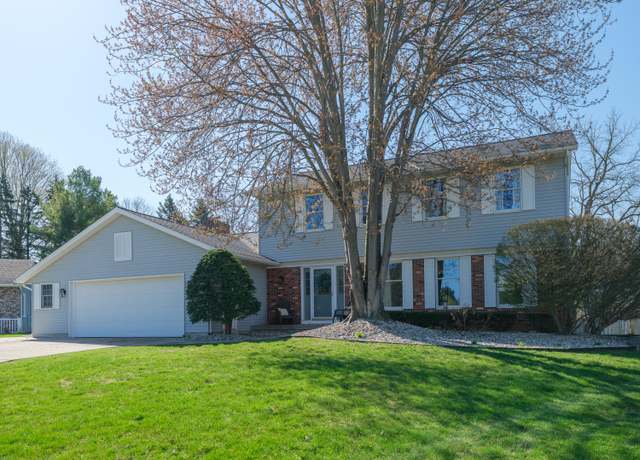 Property at 7640 Finch Ave, Jenison, MI 49428, 5 beds, 2.5 baths