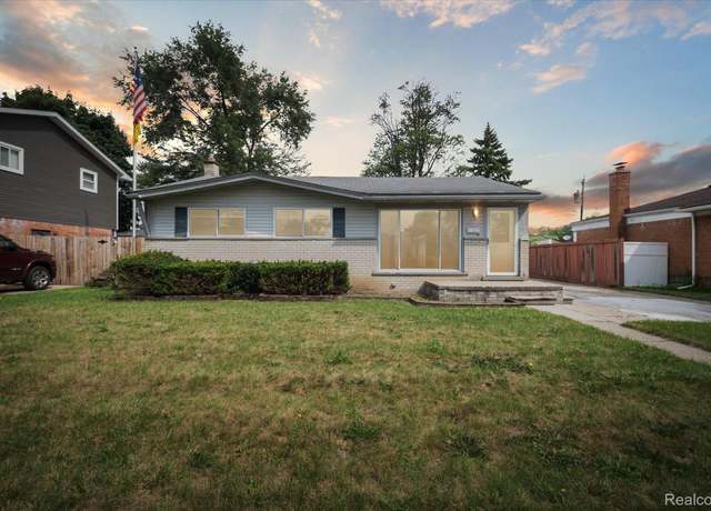 Property at 32556 Bridge St, Garden City, MI 48135, 3 beds, 2 baths