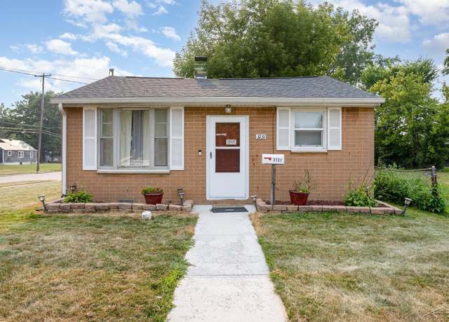 Property at 3131 Parkwood Ave, Saginaw, MI 48601, 2 beds, 1 bath