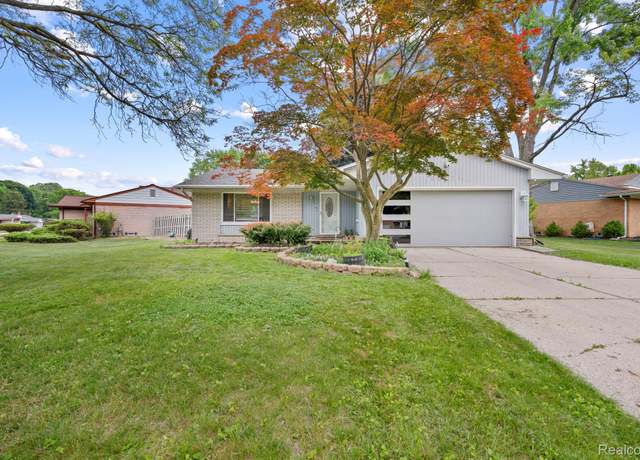 Property at 23870 Rockingham St, Southfield, MI 48033, 4 beds, 2 baths
