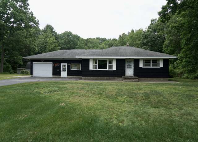 Property at 2909 Hall Rd, Muskegon, MI 49442, 2 beds, 1 bath