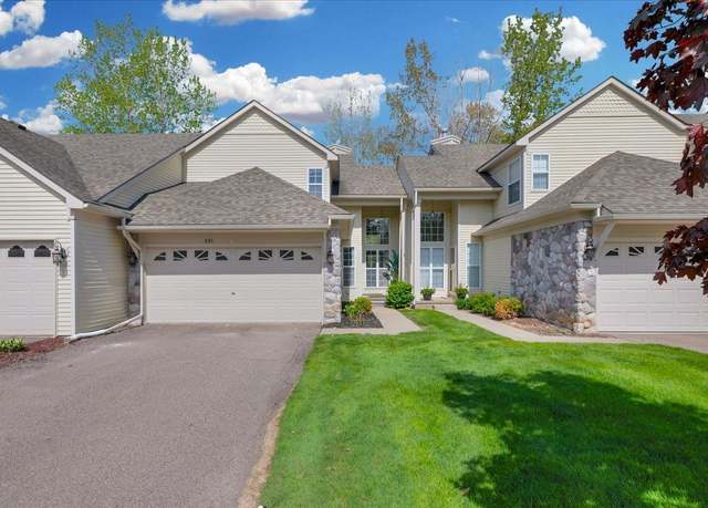 Property at 863 Calpernia, Wixom, MI 48393, 3 beds, 2.5 baths