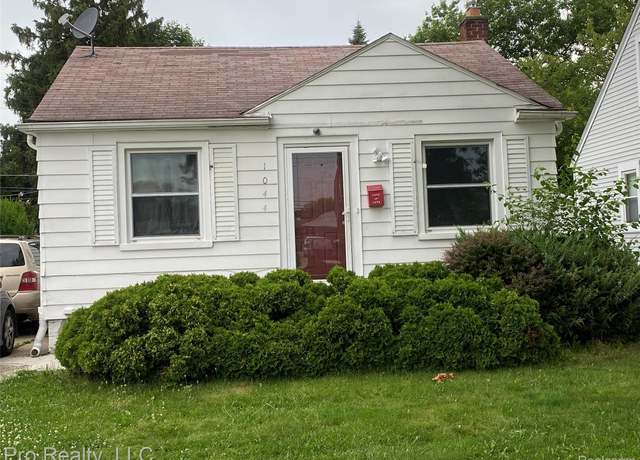 Property at 1044 Cloverlawn Ave, Lincoln Park, MI 48146, 2 beds, 1 bath
