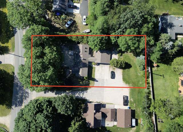 Property at 637 Crystal Ave, Frankfort, MI 49635, 3 beds, 2 baths