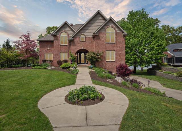 Property at 10436 Kings Point Dr, Three Rivers, MI 49093, 4 beds, 3 baths