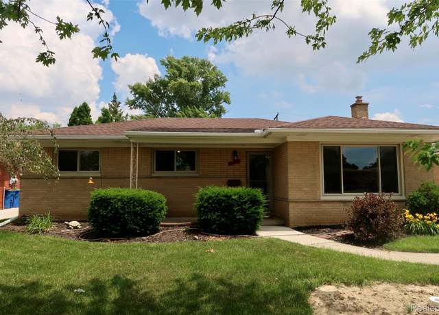 Property at 28242 Aline Dr, Warren, MI 48093, 3 beds, 2.5 baths