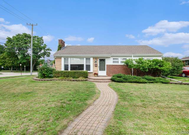 Property at 3874 Ravena Ave, Royal Oak, MI 48073, 3 beds, 2 baths
