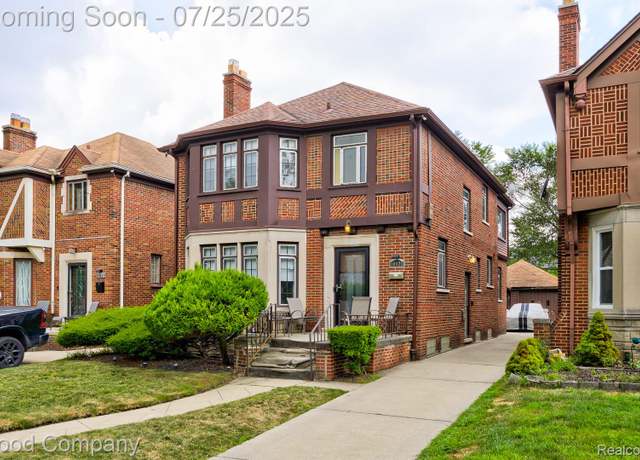 Property at 18623 Santa Barbara Dr, Detroit, MI 48221, 3 beds, 1.5 baths