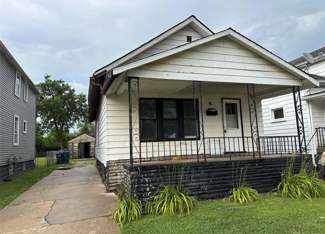 Property at 1430 Reo Ave, Lincoln Park, MI 48146, 2 beds, 1 bath