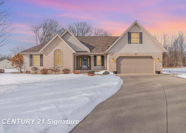 Property at 8980 Valleyview Ct, Thomas Twp, MI 48609, 3 beds, 2.5 baths