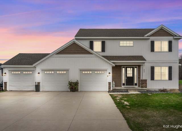 Property at 252 Warbler Dr, Caledonia, MI 49316, 4 beds, 3.5 baths