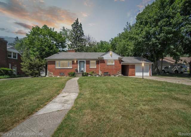 Property at 18140 Westover Ave, Southfield, MI 48075, 3 beds, 1.5 baths