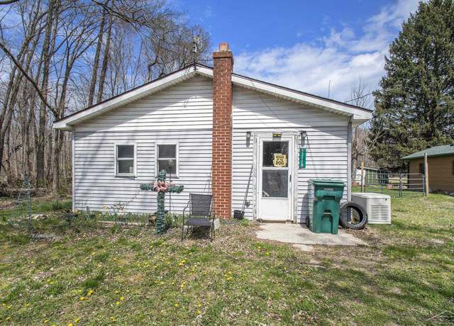 Property at 13119 Wilson Rd, New Buffalo, MI 49117, 2 beds, 1 bath