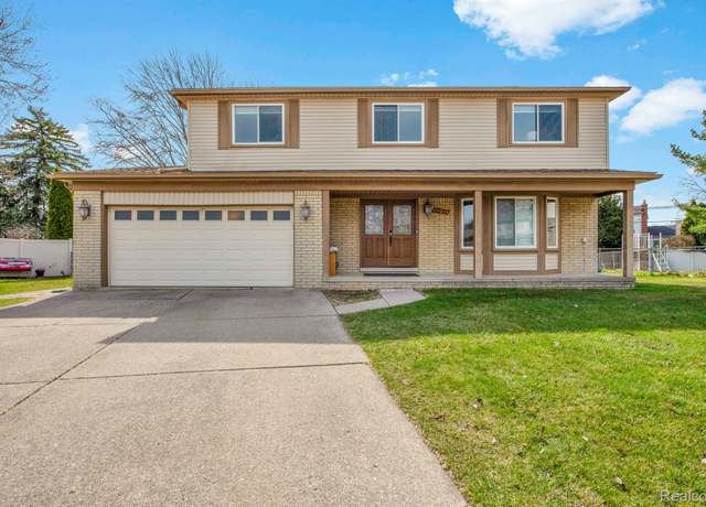 Property at 34024 Williamsburg, Sterling Heights, MI 48312, 4 beds, 2.5 baths