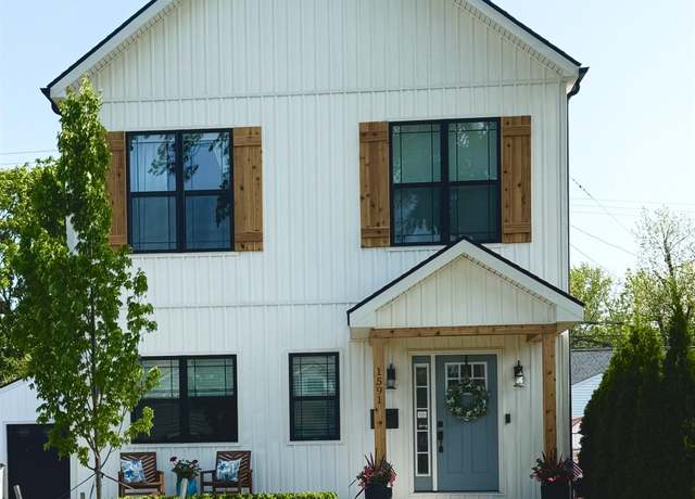 Property at 1591 Larkmoor Blvd, Berkley, MI 48007, 3 beds, 2.5 baths