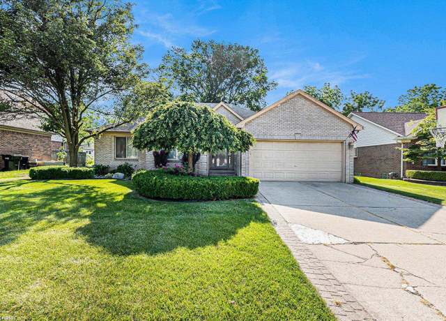 Property at 33099 Monticello Dr, Sterling Heights, MI 48312, 3 beds, 1.5 baths