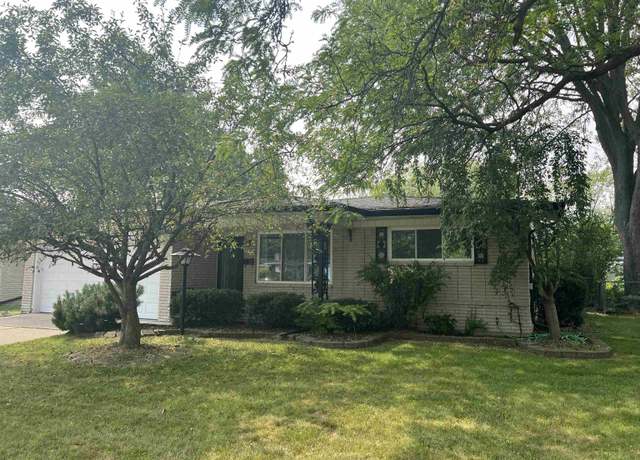 Property at 33859 Sebastian Lane Dr, Sterling Heights, MI 48312, 3 beds, 1.5 baths