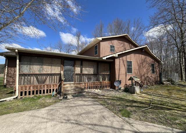 Property at 34722 36th Ave, Paw Paw, MI 49079, 3 beds, 2 baths