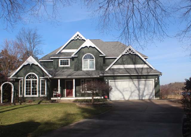 Property at 284 Riverview Dr, Douglas, MI 49406, 5 beds, 3.5 baths