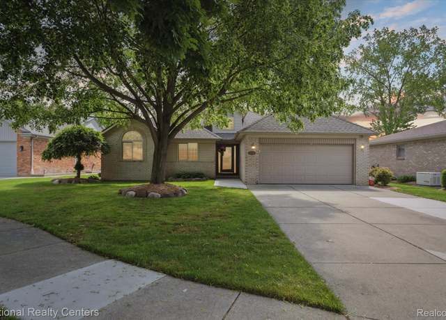 Property at 41250 Scarborough Ct, Clinton Township, MI 48038, 3 beds, 2.5 baths