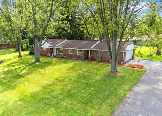 Property at 25335 Waycross St, Southfield, MI 48033, 3 beds, 2 baths