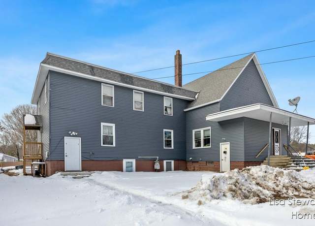 Property at 4195 N Weber Rd, Whitehall, MI 49461, 9 beds, 6 baths