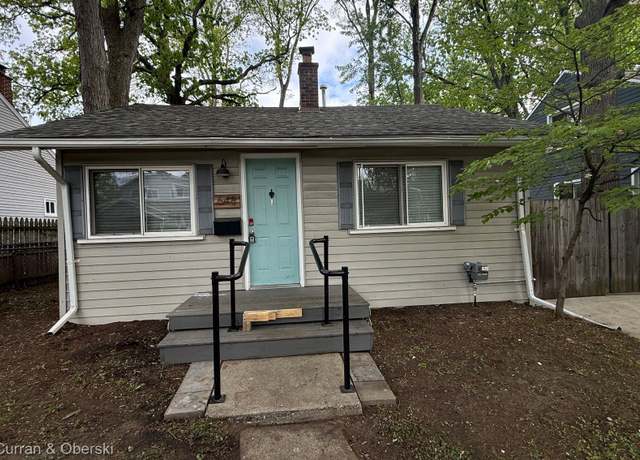 Property at 648 W Hazelhurst St, Ferndale, MI 48220, 2 beds, 1 bath