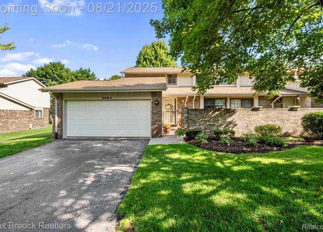 Property at 2864 Trailwood Dr, Rochester Hills, MI 48309, 2 beds, 2 baths