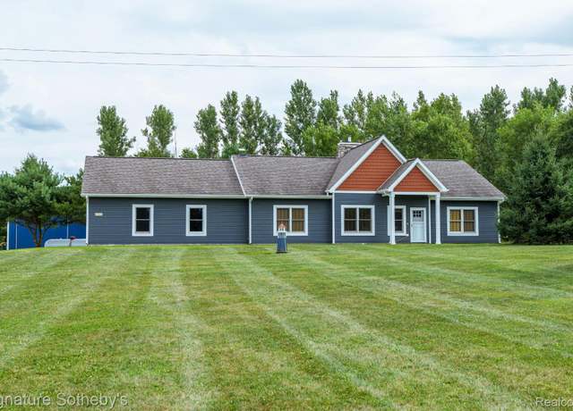 Property at 6300 Hazard Rd, Fenton, MI 48430, 3 beds, 2 baths