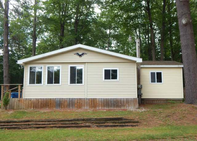 Property at 2322 Tittabawassee Ave, Alger, MI 48610, 2 beds, 1 bath