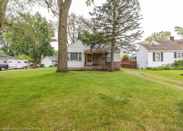 Property at 36831 Porter St, Romulus, MI 48174, 3 beds, 1 bath