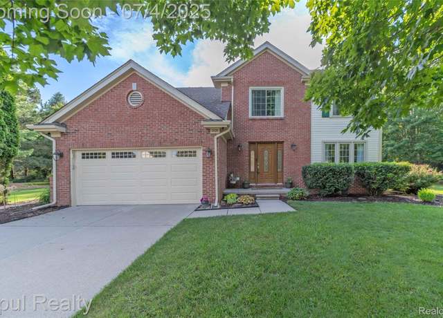Property at 3830 Kossuth Rd, Lake Orion, MI 48360, 4 beds, 2.5 baths