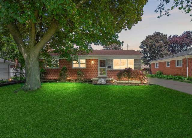 Property at 8929 Headley Dr, Sterling Heights, MI 48314, 3 beds, 2 baths