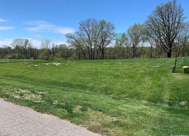 Property at 550 Pheasant Ridge Ct, Ortonville, MI 48462