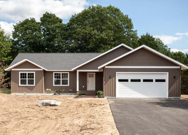 Property at 1823 Old Cabin Dr, Interlochen, MI 49643, 3 beds, 2 baths