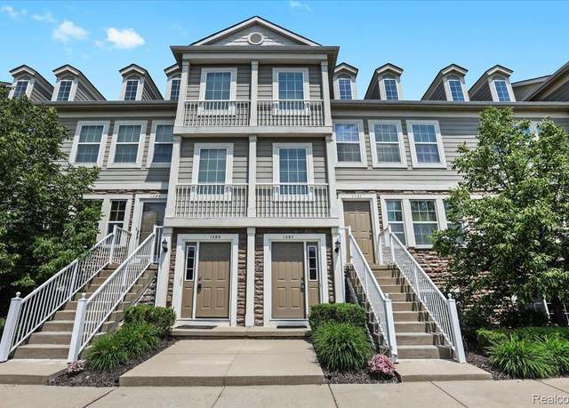 Property at 1097 Foxboro #31, Troy, MI 48083, 3 beds, 2 baths