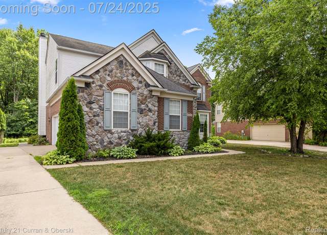 Property at 24219 Summer Ln, Flat Rock, MI 48134, 4 beds, 2.5 baths