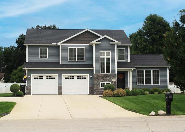 Property at 3199 Pender Ct, Adrian, MI 49221, 4 beds, 2.5 baths