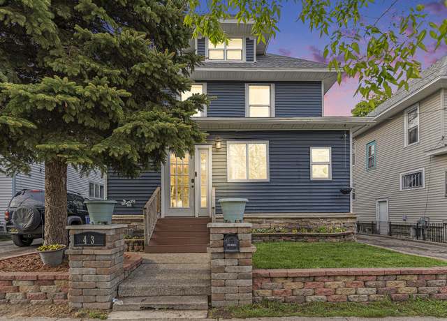 Property at 43 Dickinson St SW, Grand Rapids, MI 49507, 3 beds, 1.5 baths