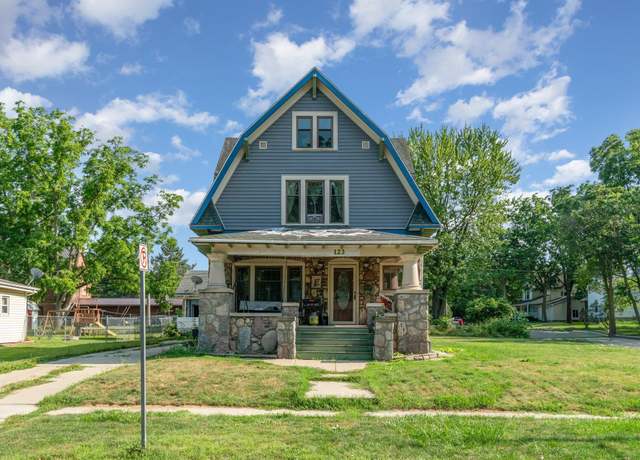 Property at 123 W End St, Alma, MI 48801, 8 beds, 2 baths