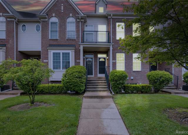 Property at 39170 Brookfield Dr, Westland, MI 48185, 3 beds, 2.5 baths