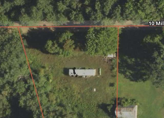 Property at 4315 10 Mile Rd, Evart, MI 49631, 2 beds, 1 bath