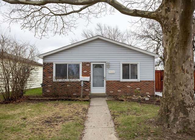 Property at 25668 Ford St, Roseville, MI 48066, 3 beds, 1 bath