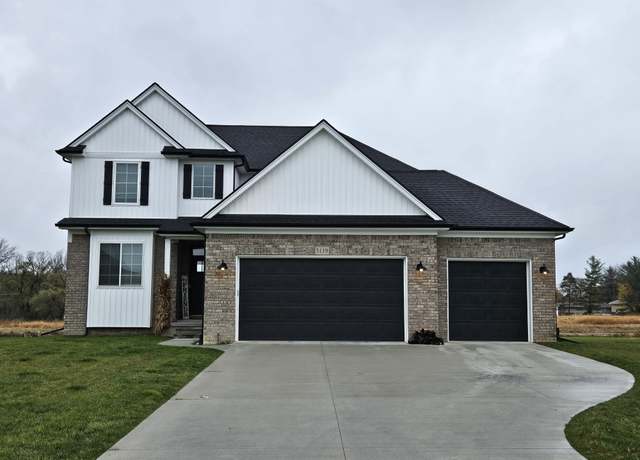 Property at 3071 Regatta Dr, St Clair, MI 48079, 4 beds, 2.5 baths