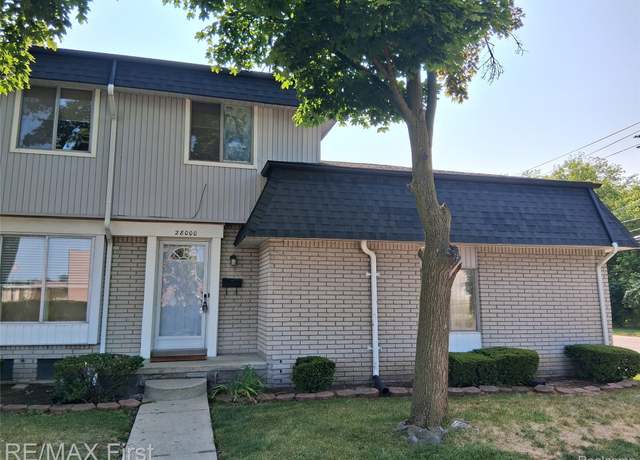 Property at 28000 Universal Dr #1, Warren, MI 48092, 3 beds, 1.5 baths
